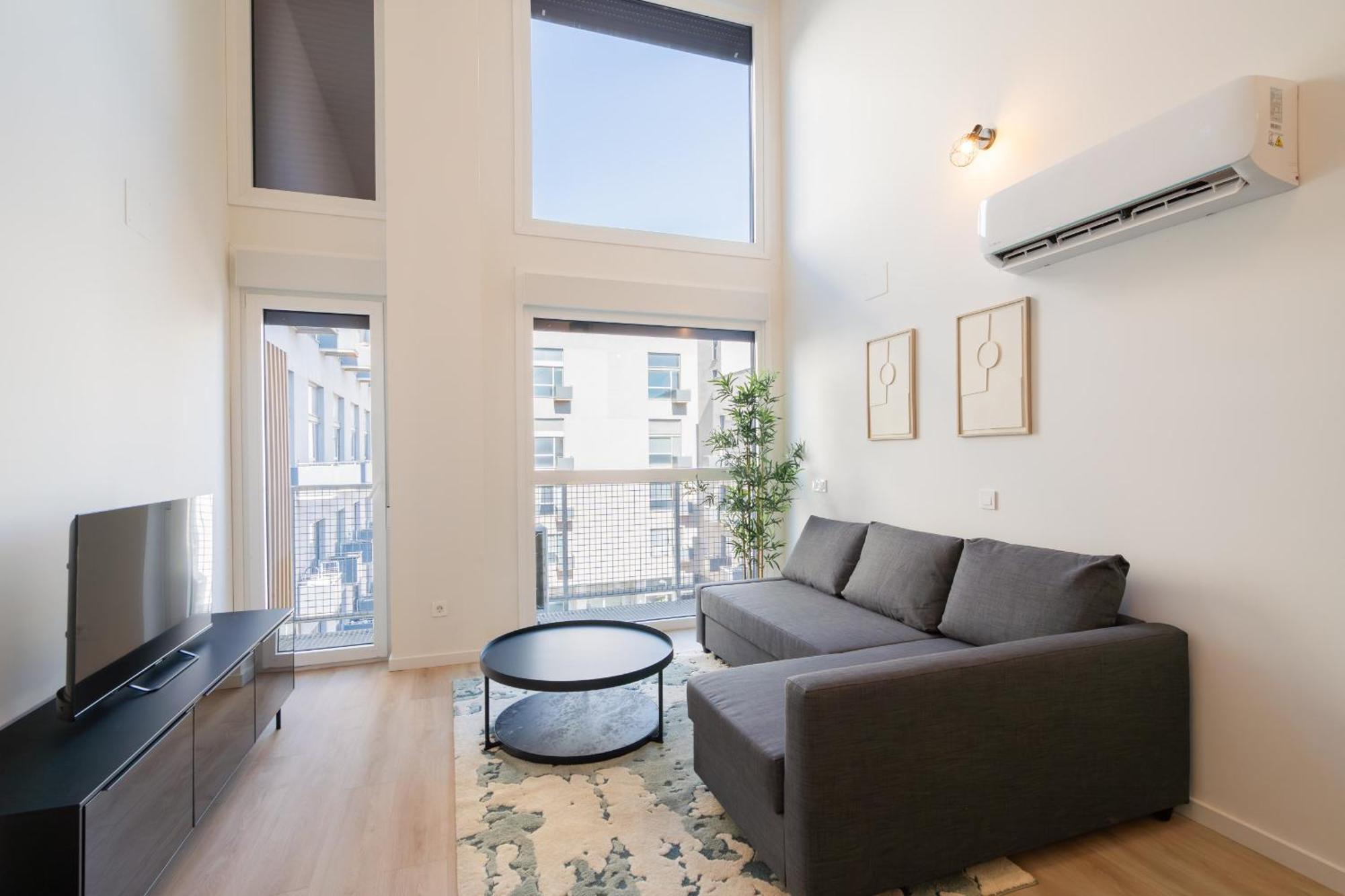 Loft Reformado Industrial Con Garaje Alquiler Temporal Daire Madrid Dış mekan fotoğraf
